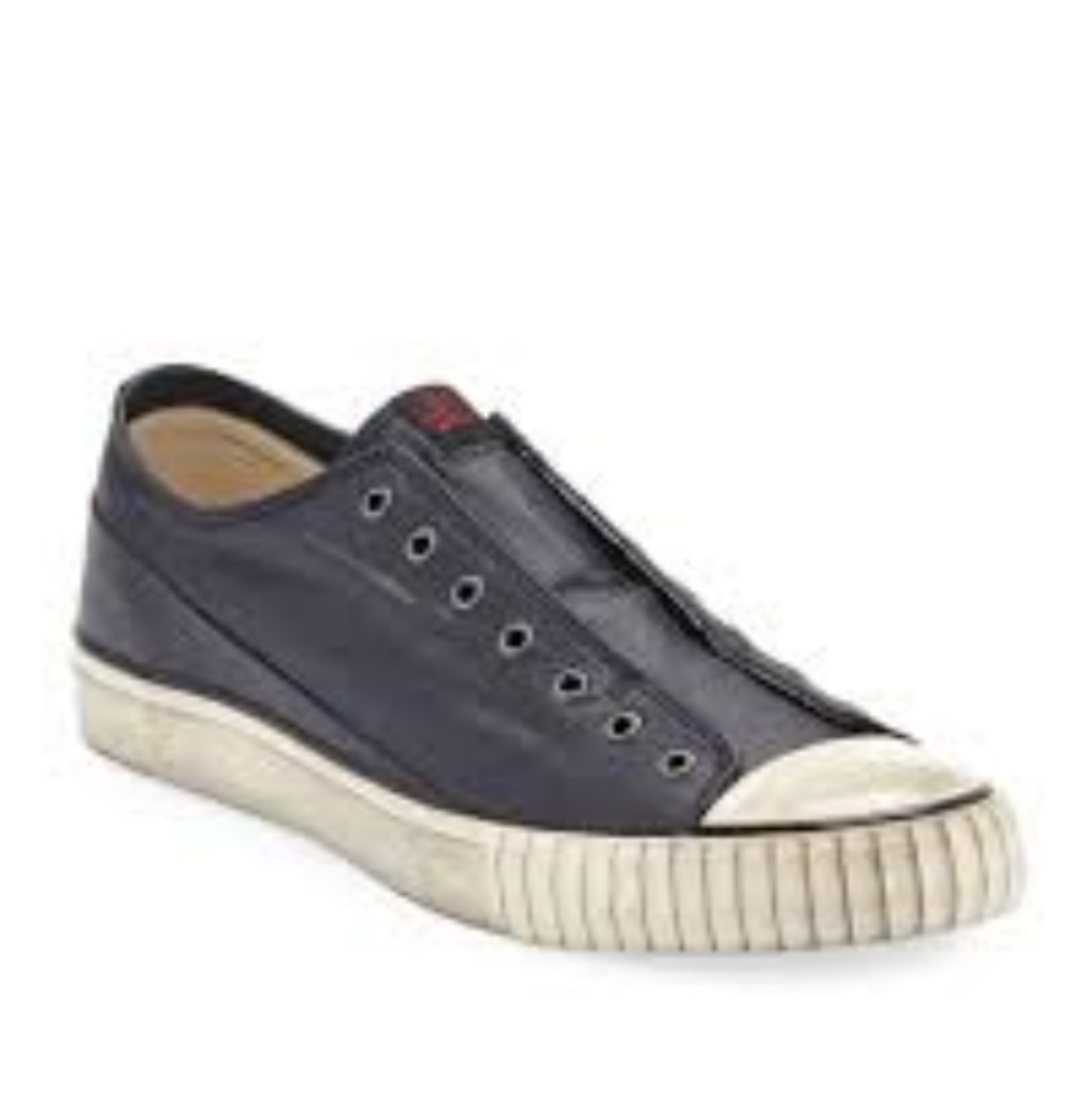 JOHN VARVATOS